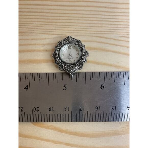 Vintage Womens Quartz Watch Face V-11 Japan Movement PC21A 28-057 - Picture 3 of 3